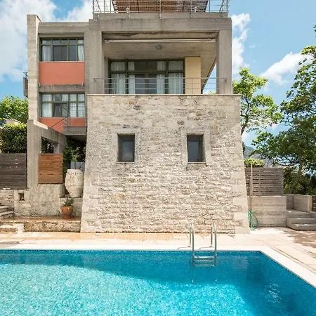 Anna Boutique Villa *